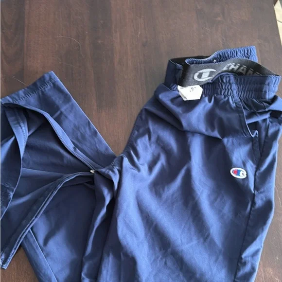 Men's Multi-Color Shorts Collection - Picture 4 of 9